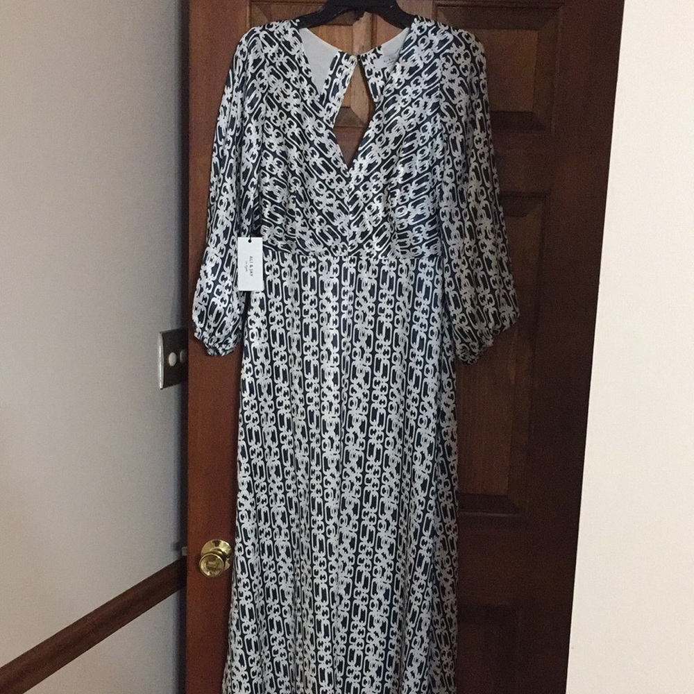 Dress Ali & Jay Los Angeles size medium nwt